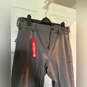 VOLCOM Snowboarding/Ski Pants NWT